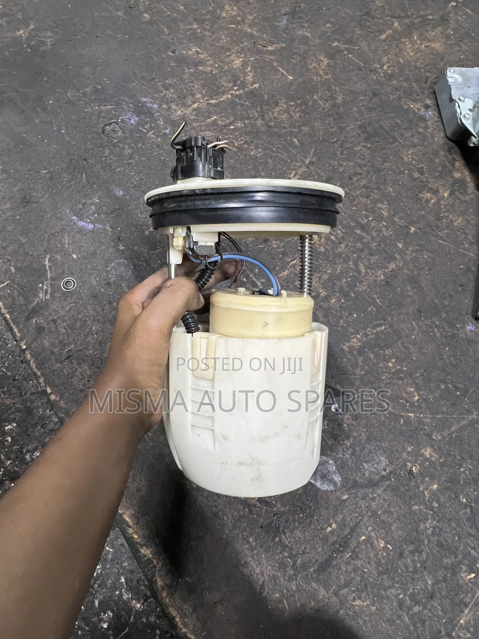 Fuel Pump Mazda Demio