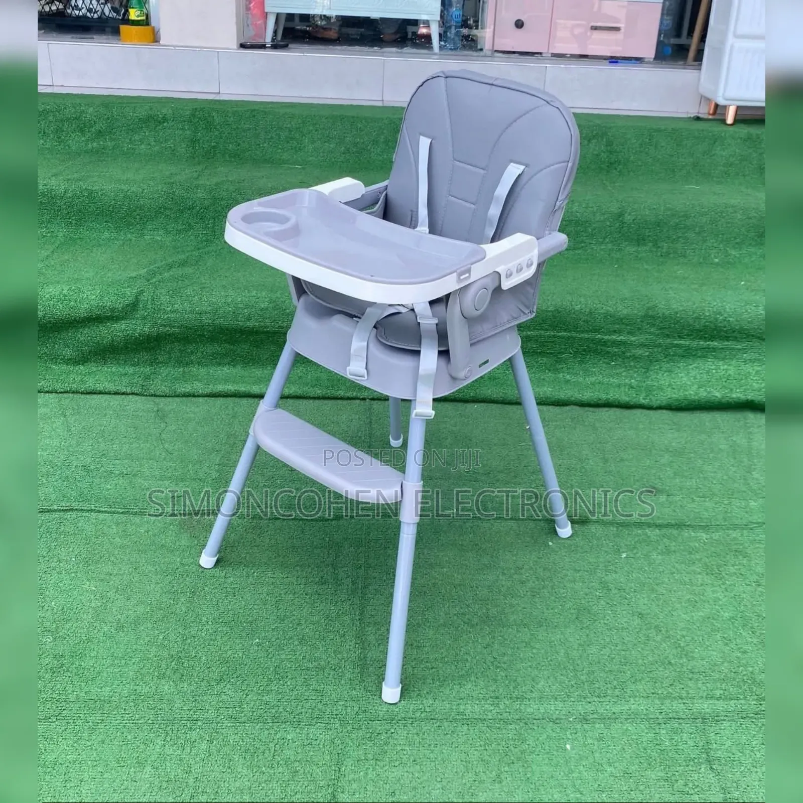High Baby Feeding Chair
With Cushion