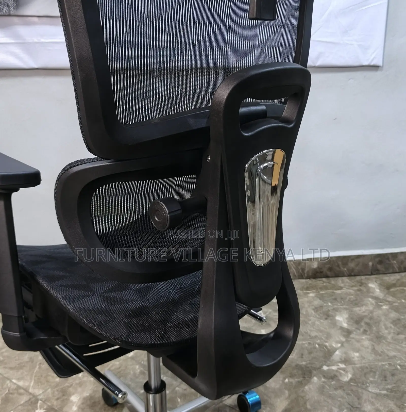 Mesh Orthopedic Office Chair With Footrest