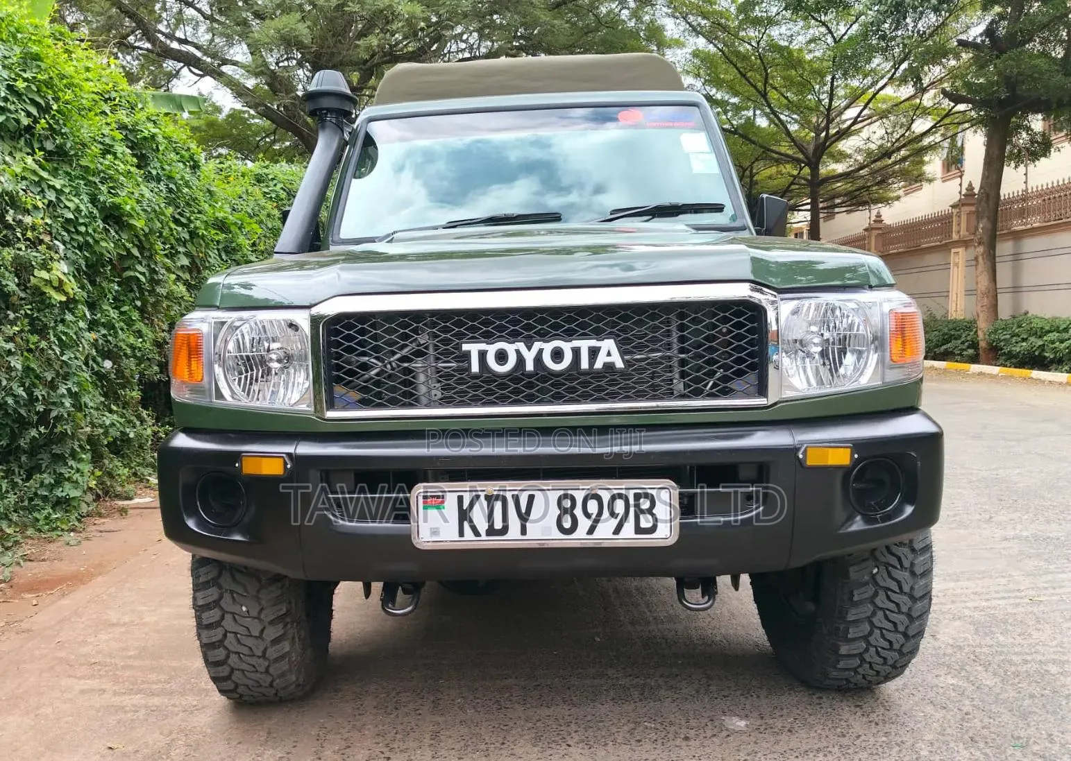 Toyota Land Cruiser 2004 Green