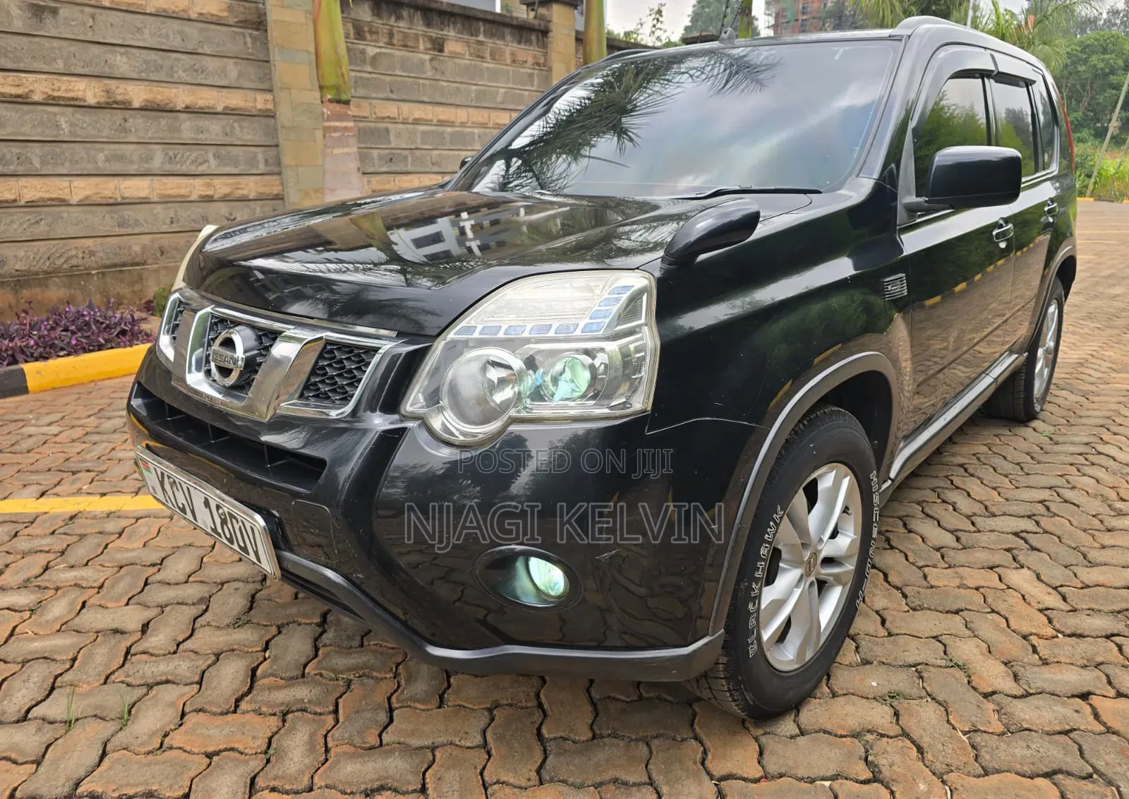 Nissan X-Trail 2012 Black