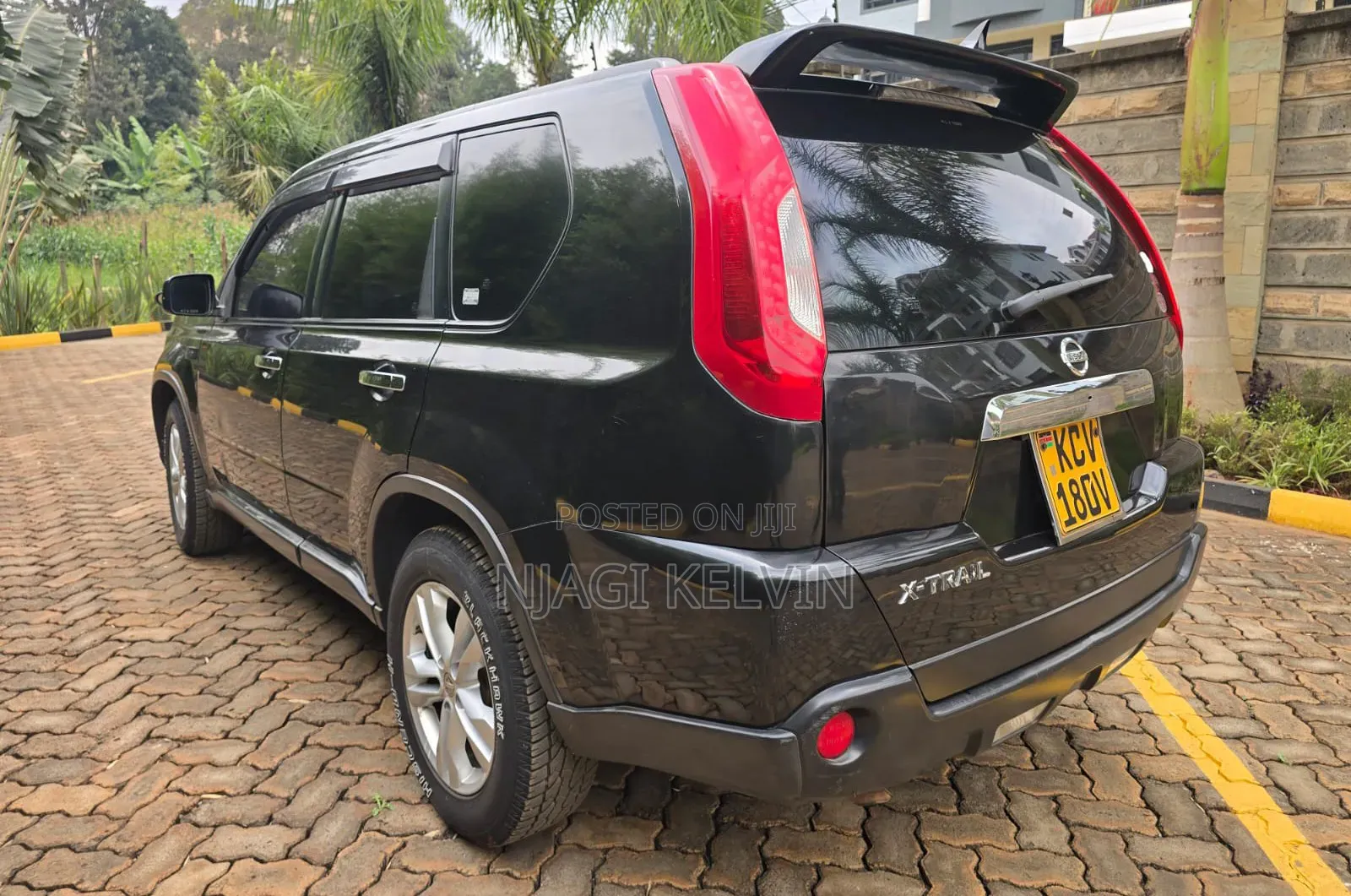 Nissan X-Trail 2012 Black