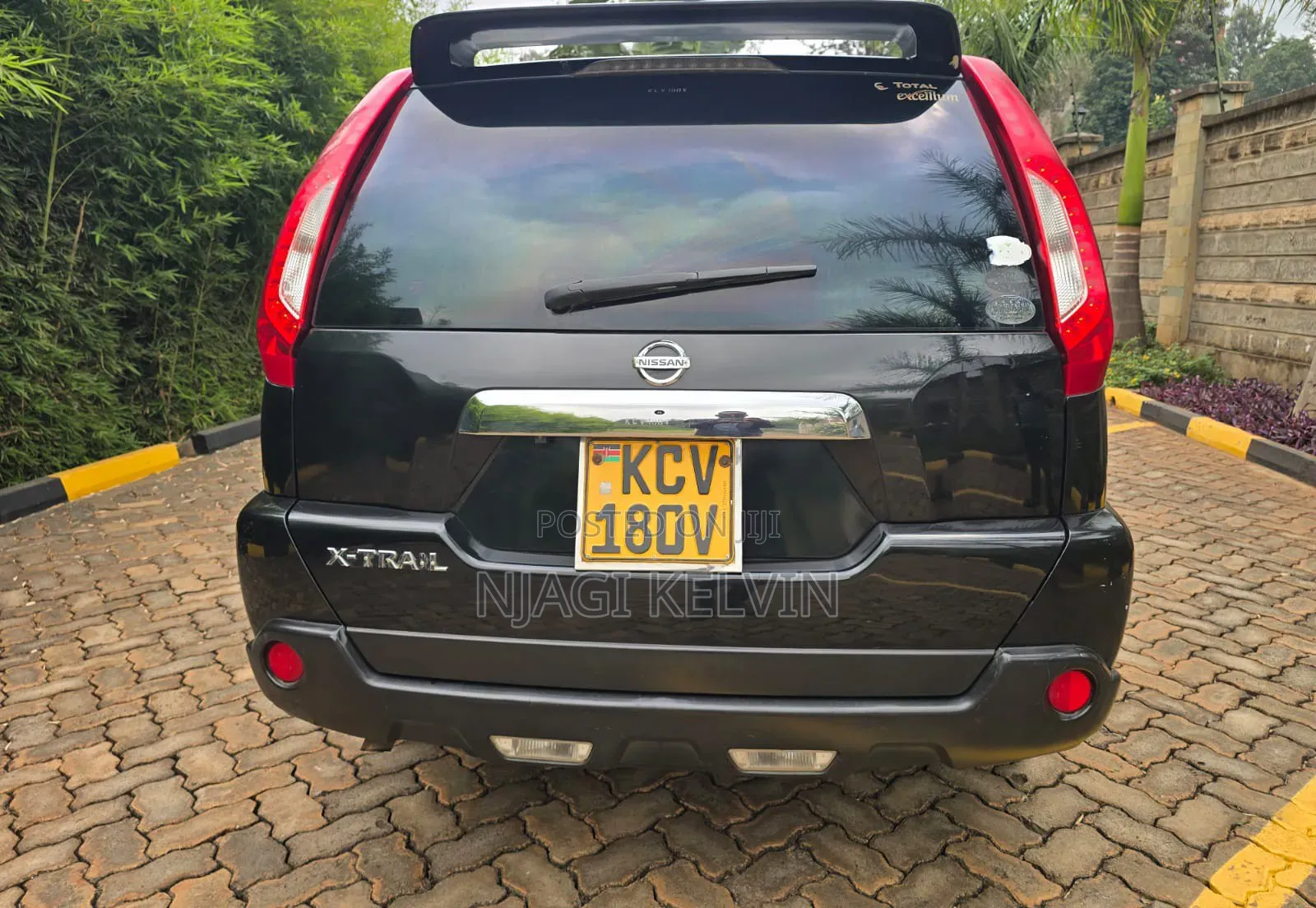 Nissan X-Trail 2012 Black