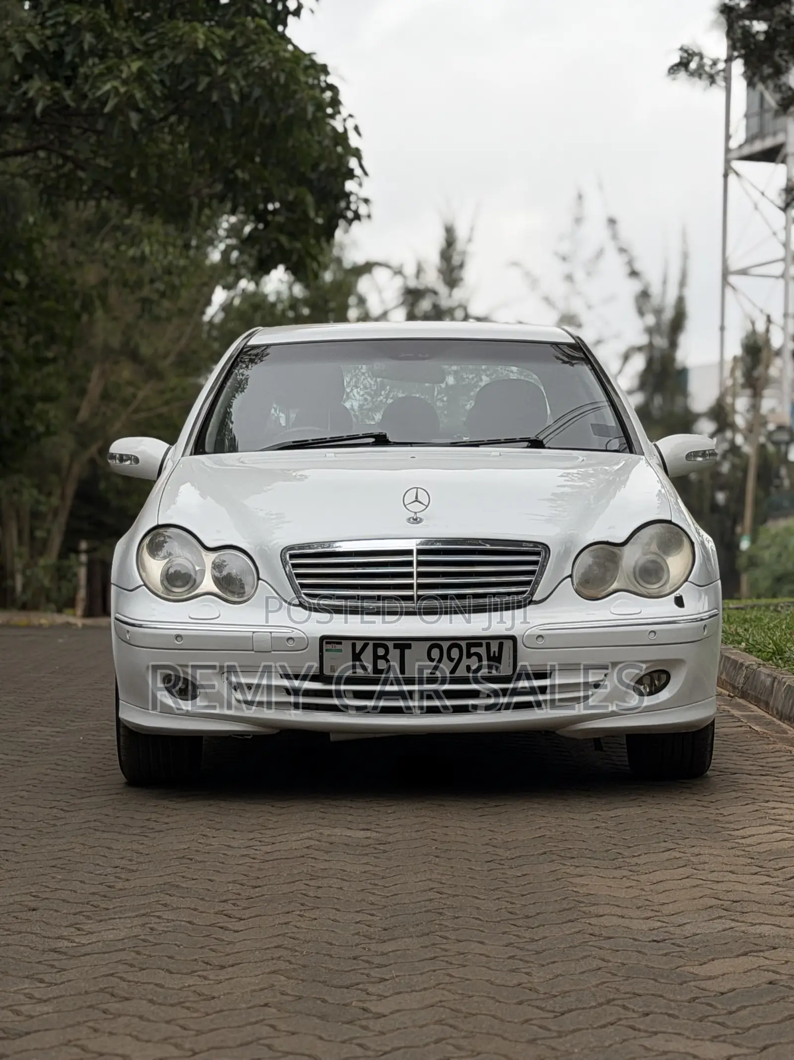 Mercedes-Benz C230 2005 White