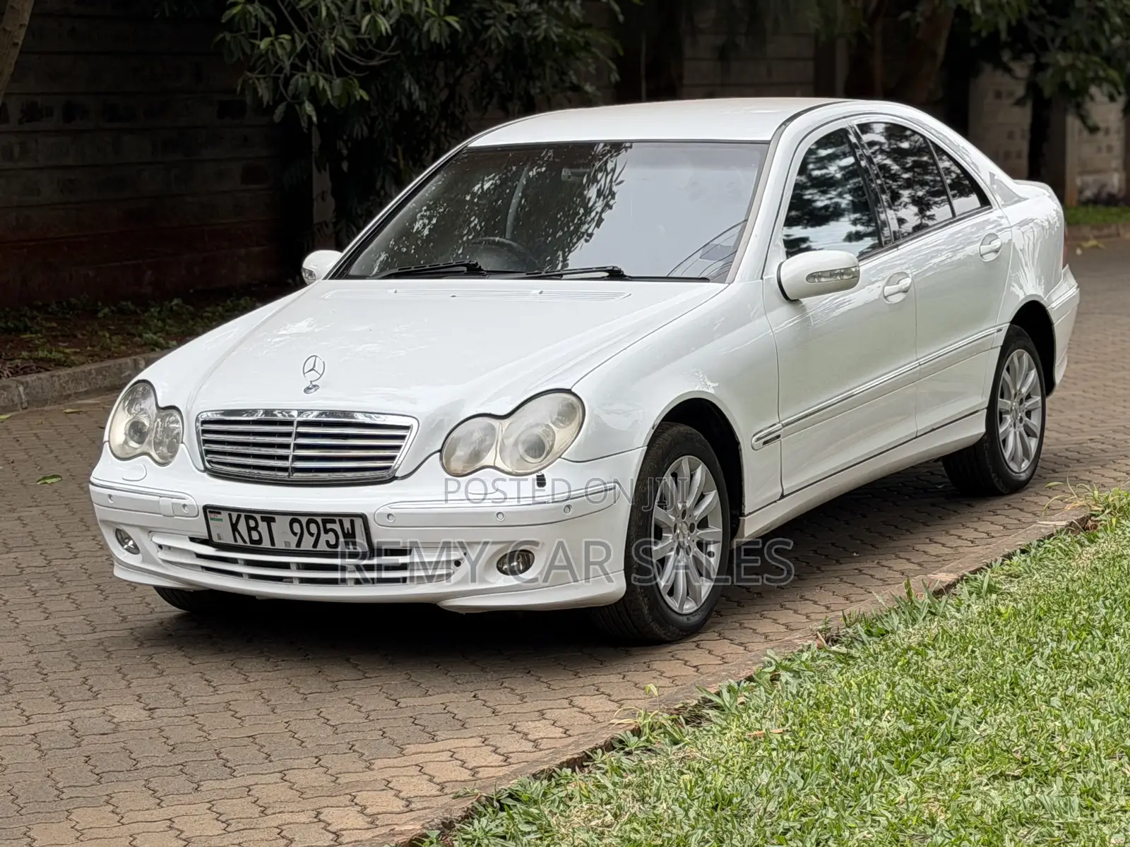 Mercedes-Benz C230 2005 White
