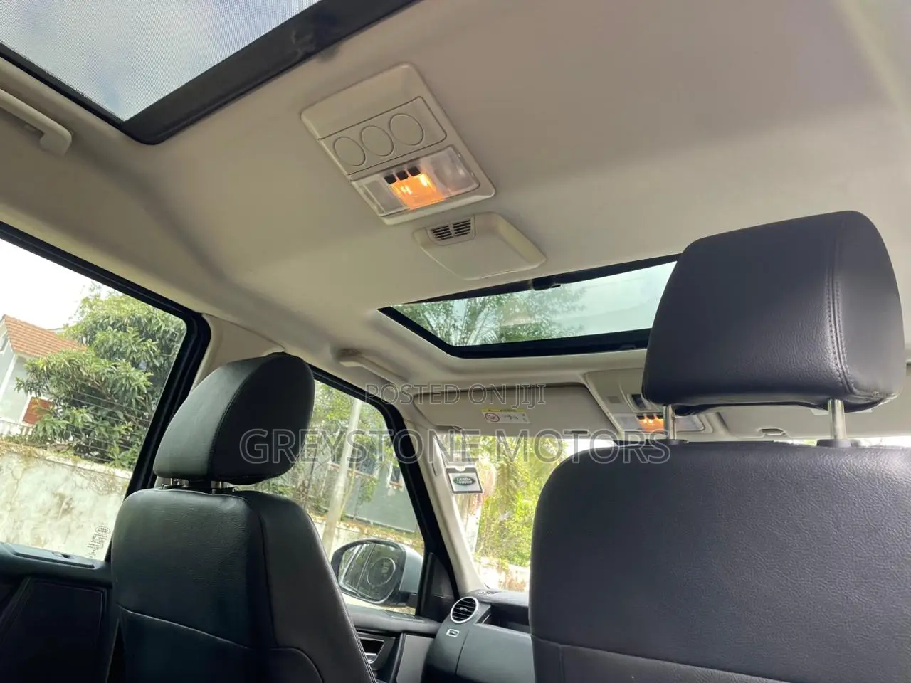 Land Rover Discovery 2015 Silver