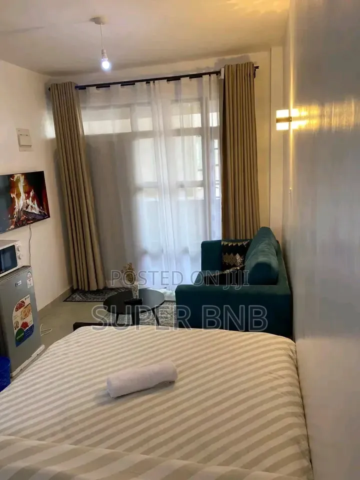 3 HRS Rest 1500ksh Airbnb Roysambu.Thika Rd Lumumba Drive Mirema Drive