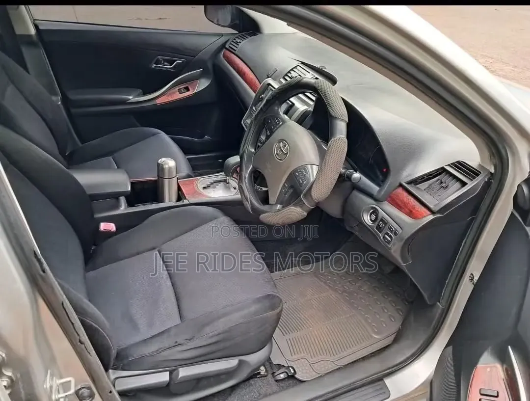 Toyota Allion 2008 Silver