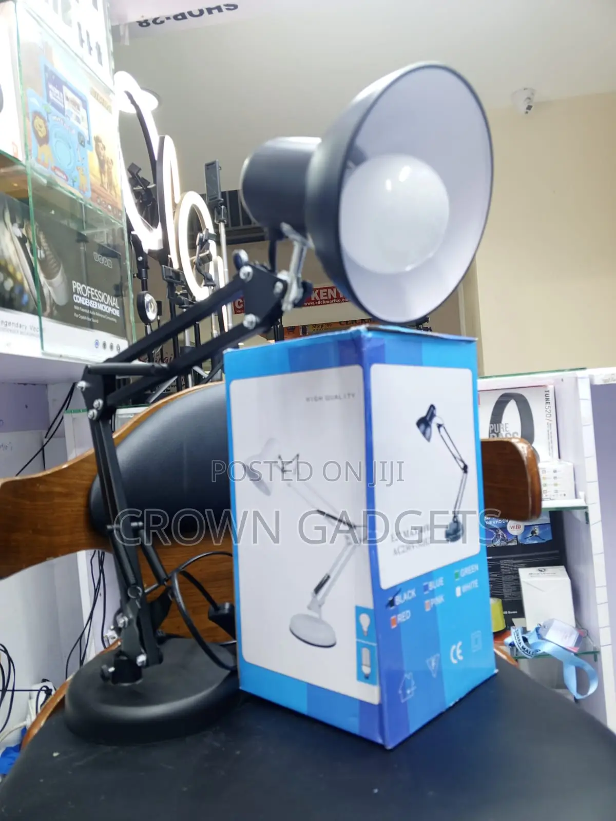 Metal Swing Arm Desk Lamp With Stable Base and Adjustable Head