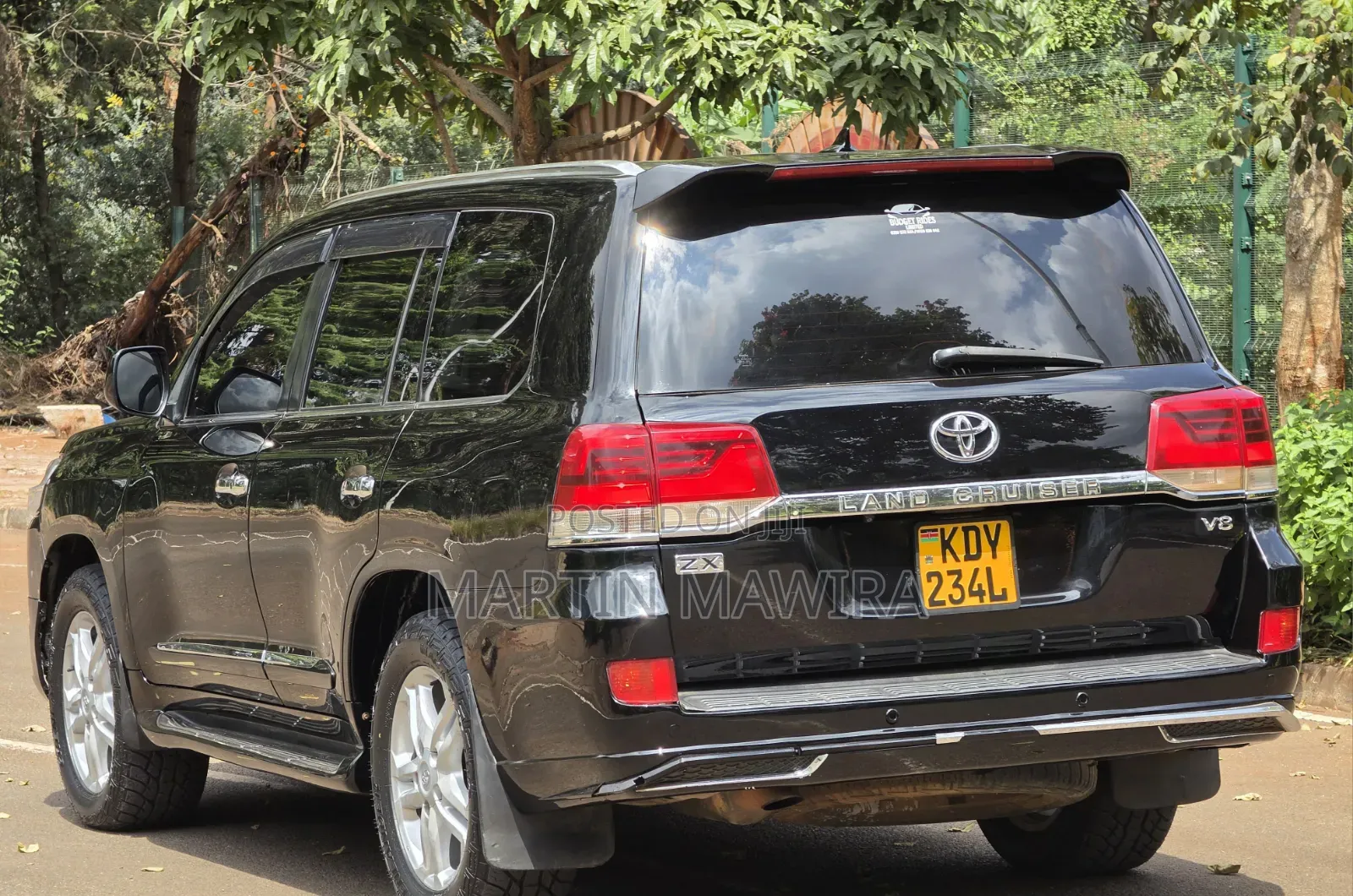 Toyota Land Cruiser Prado 2011 Black