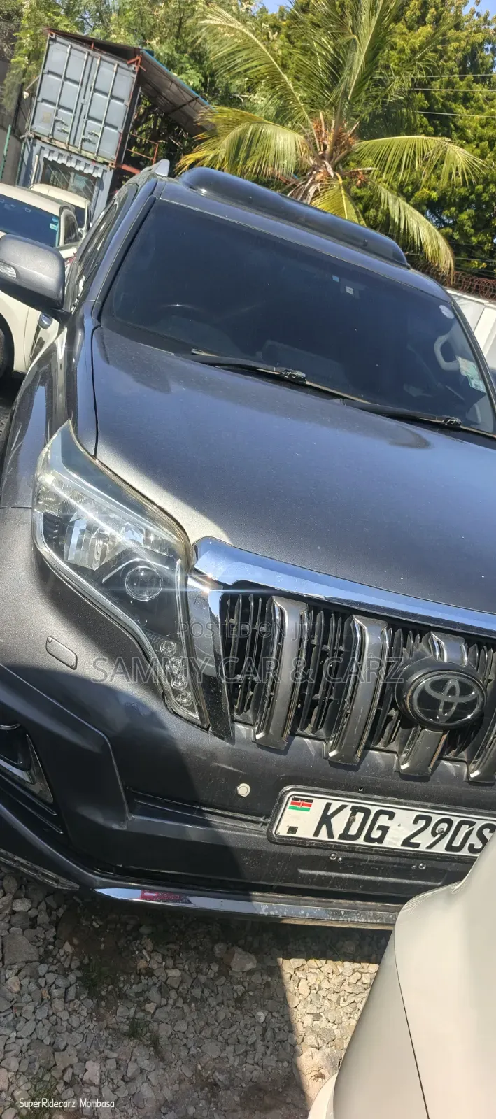 Toyota Land Cruiser Prado 2017 Gray