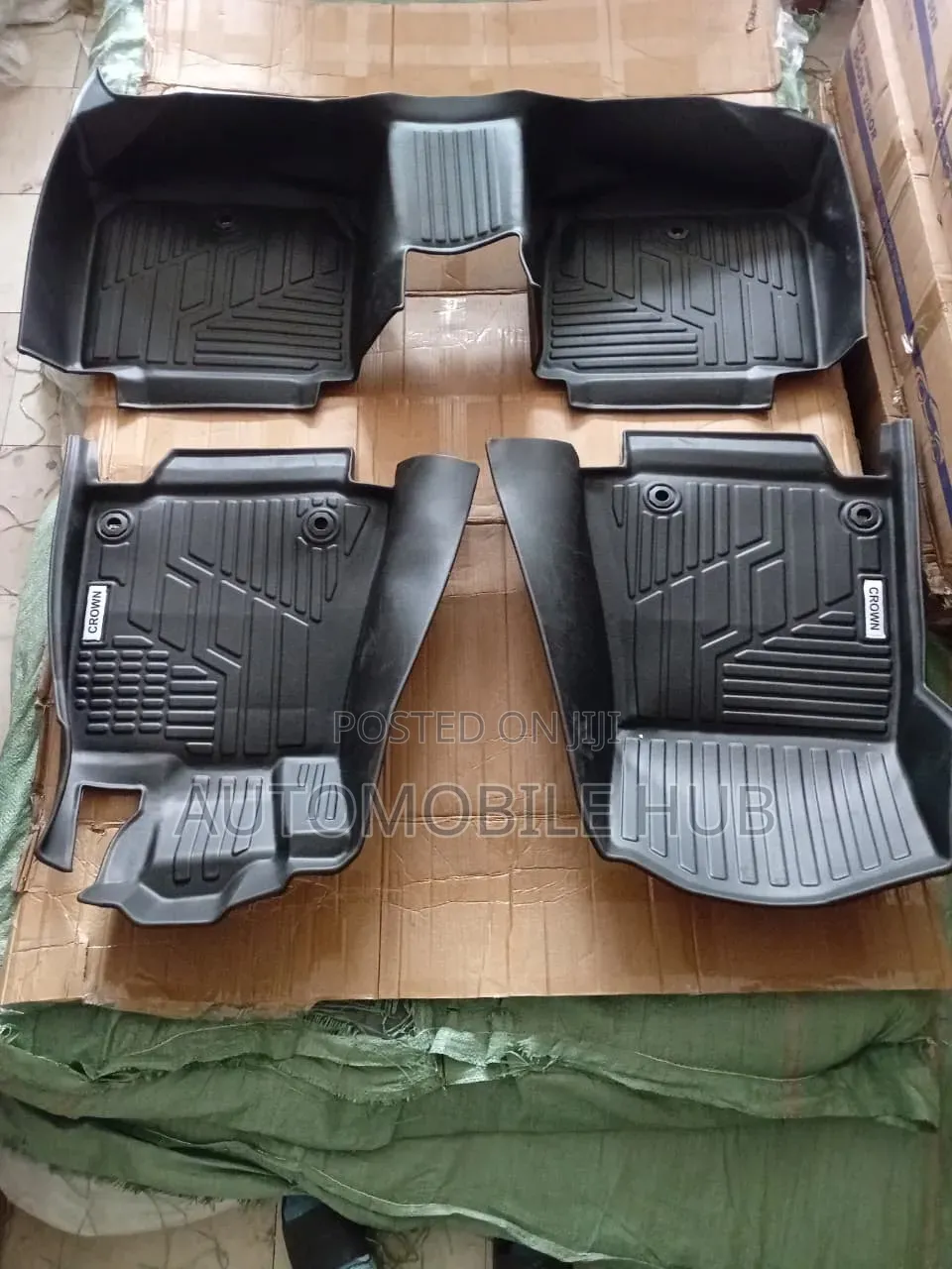 Toyota Crown 2012–2018 Tpe Floor Mats