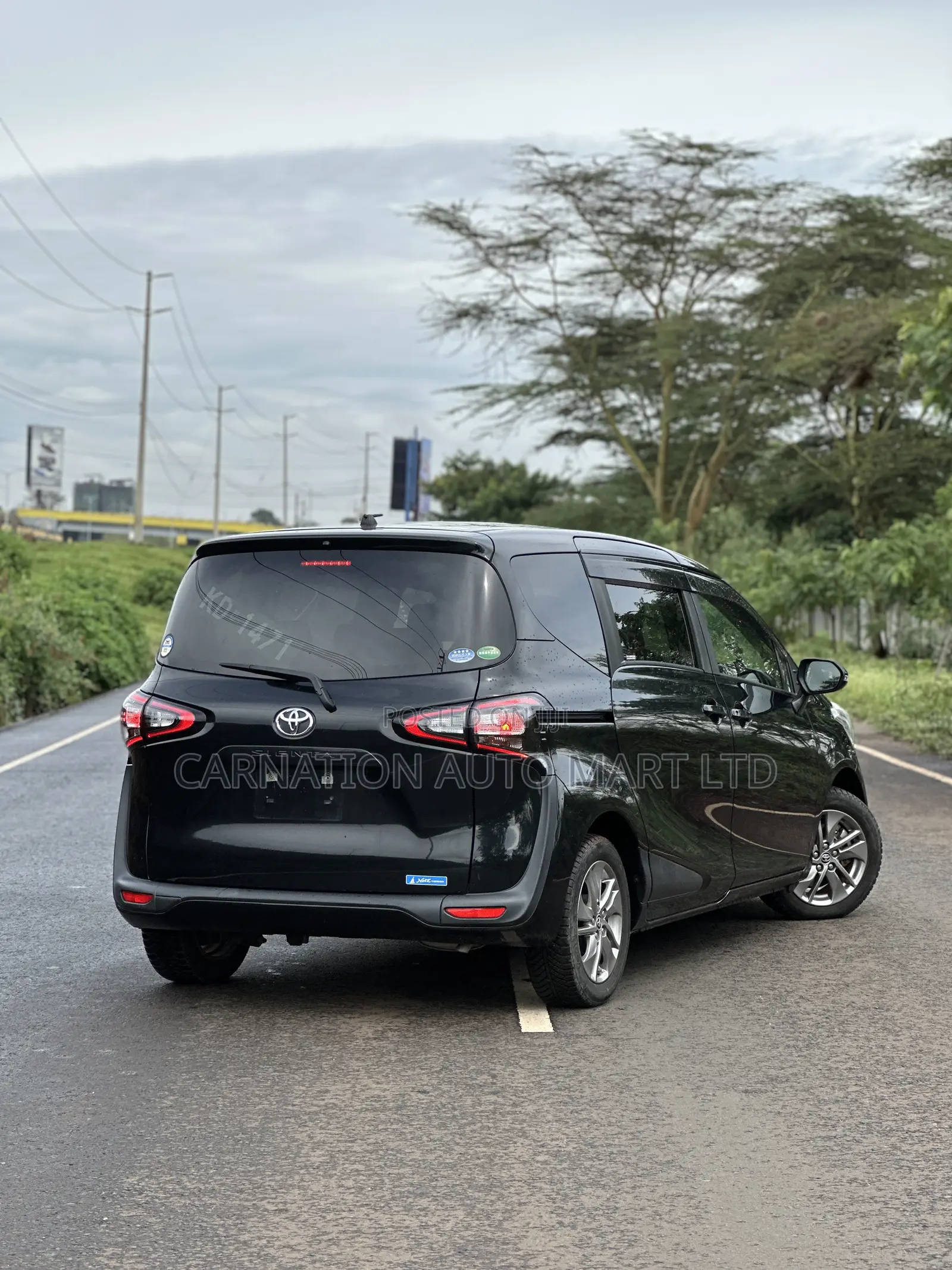 Toyota Sienta 2018 Black