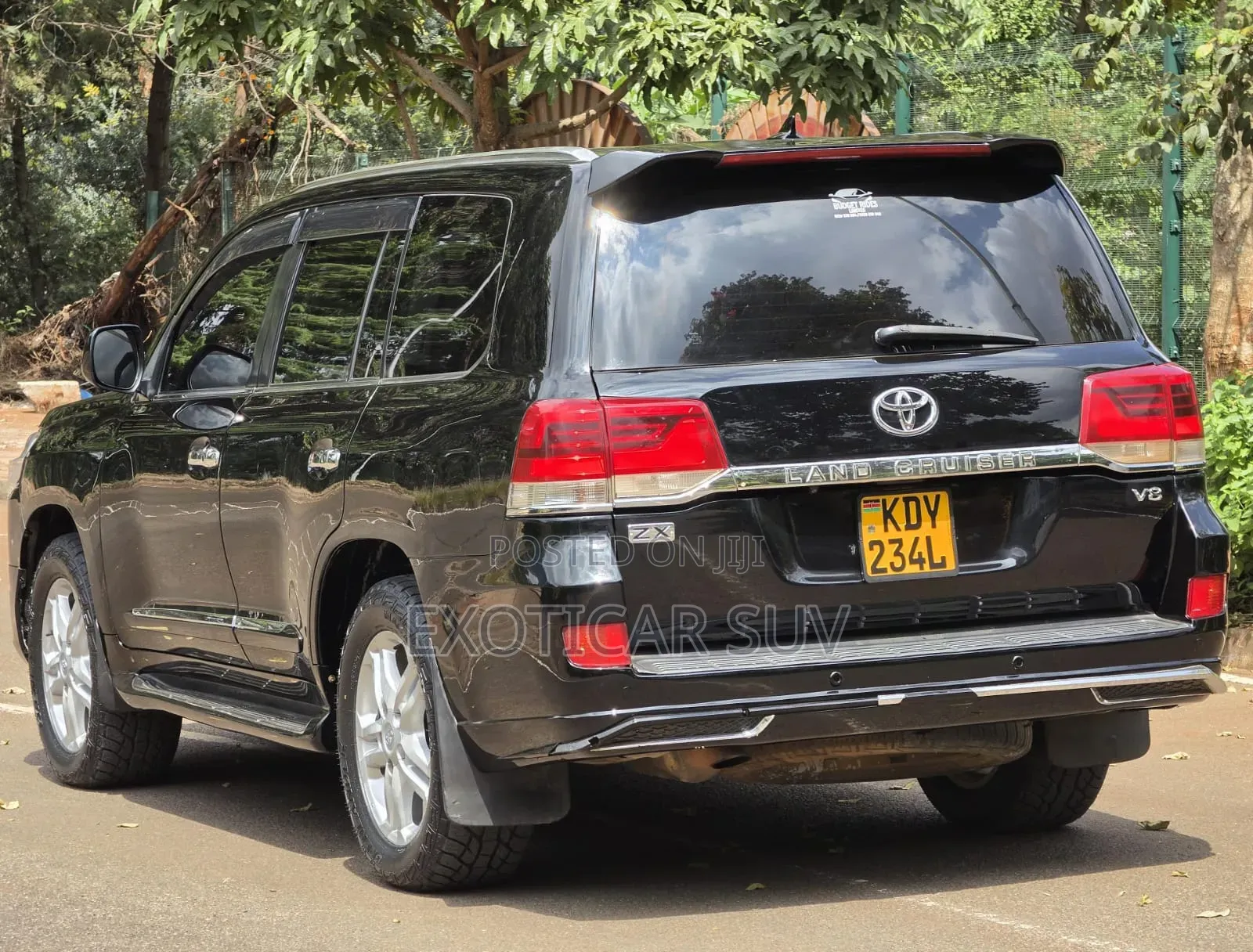 Toyota Land Cruiser 2011 Black