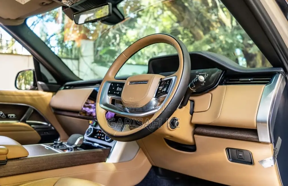 Land Rover Range Rover Vogue 2021 Gold
