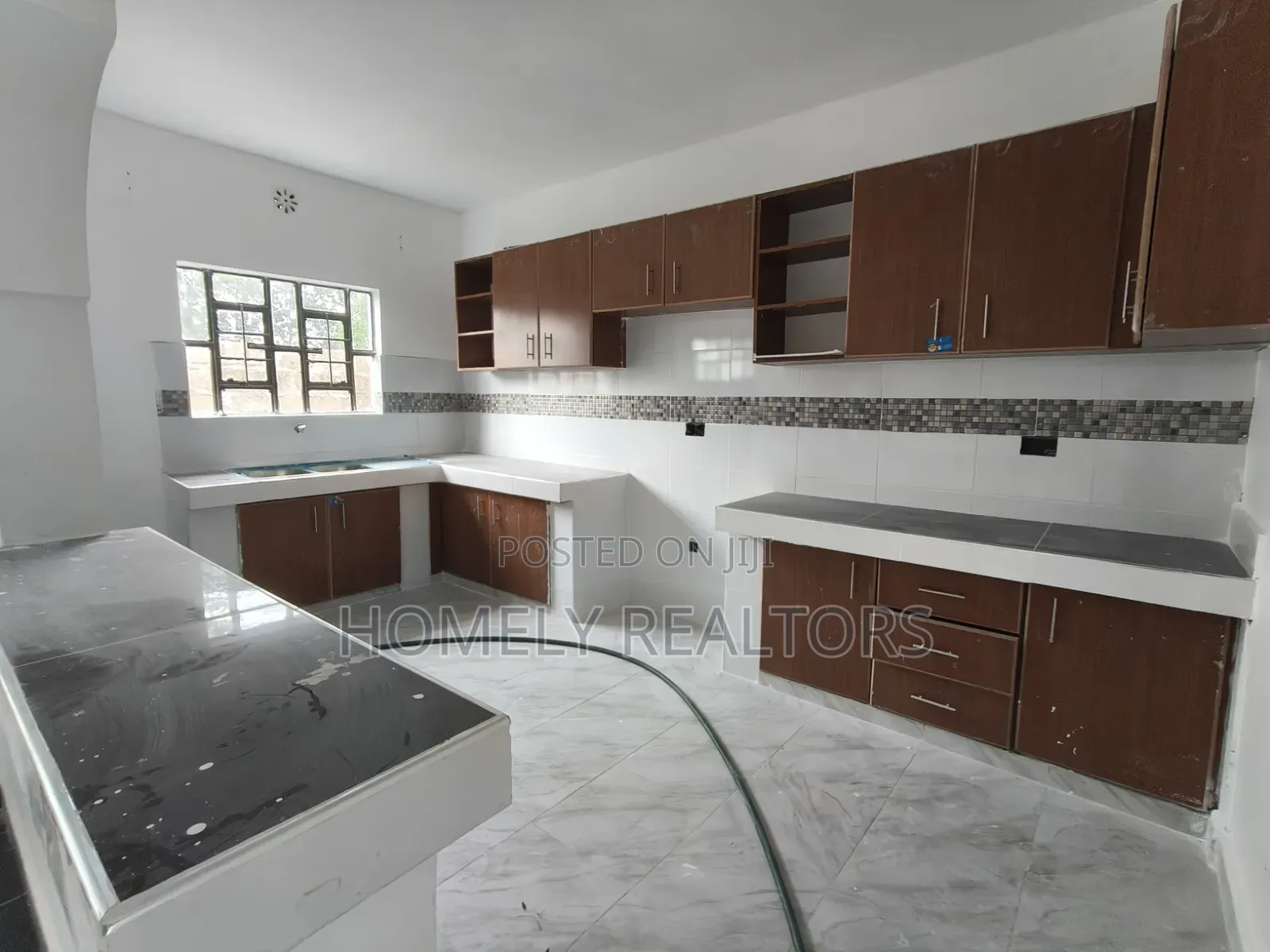 4bdrm Bungalow in Kiserian Near for sale