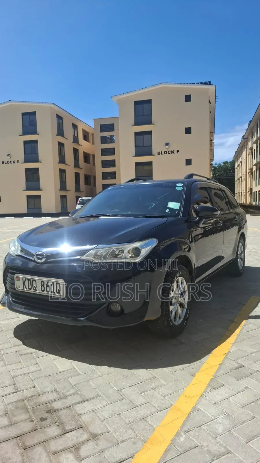 Toyota Corolla Fielder 2017 Black
