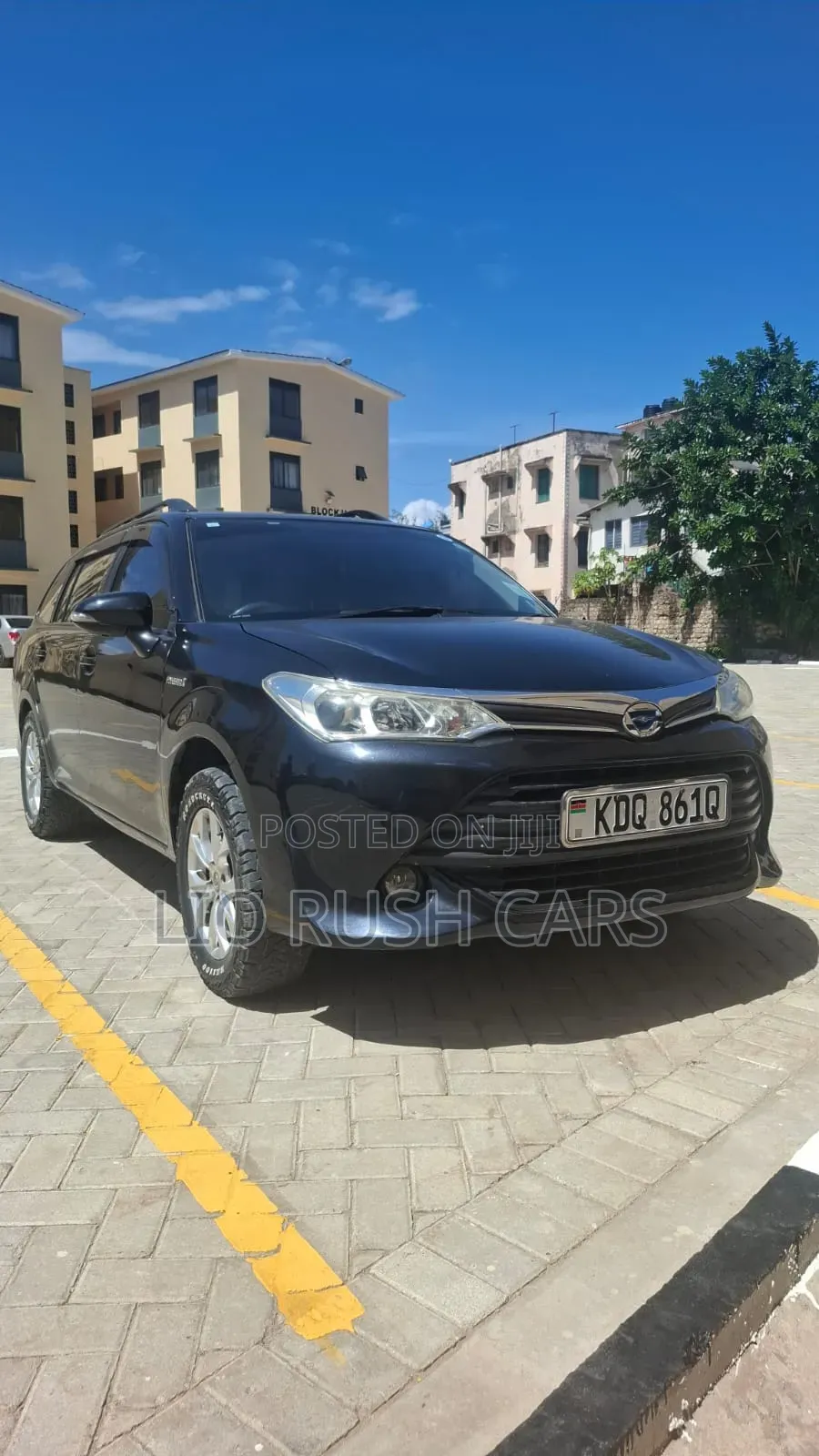 Toyota Corolla Fielder 2017 Black