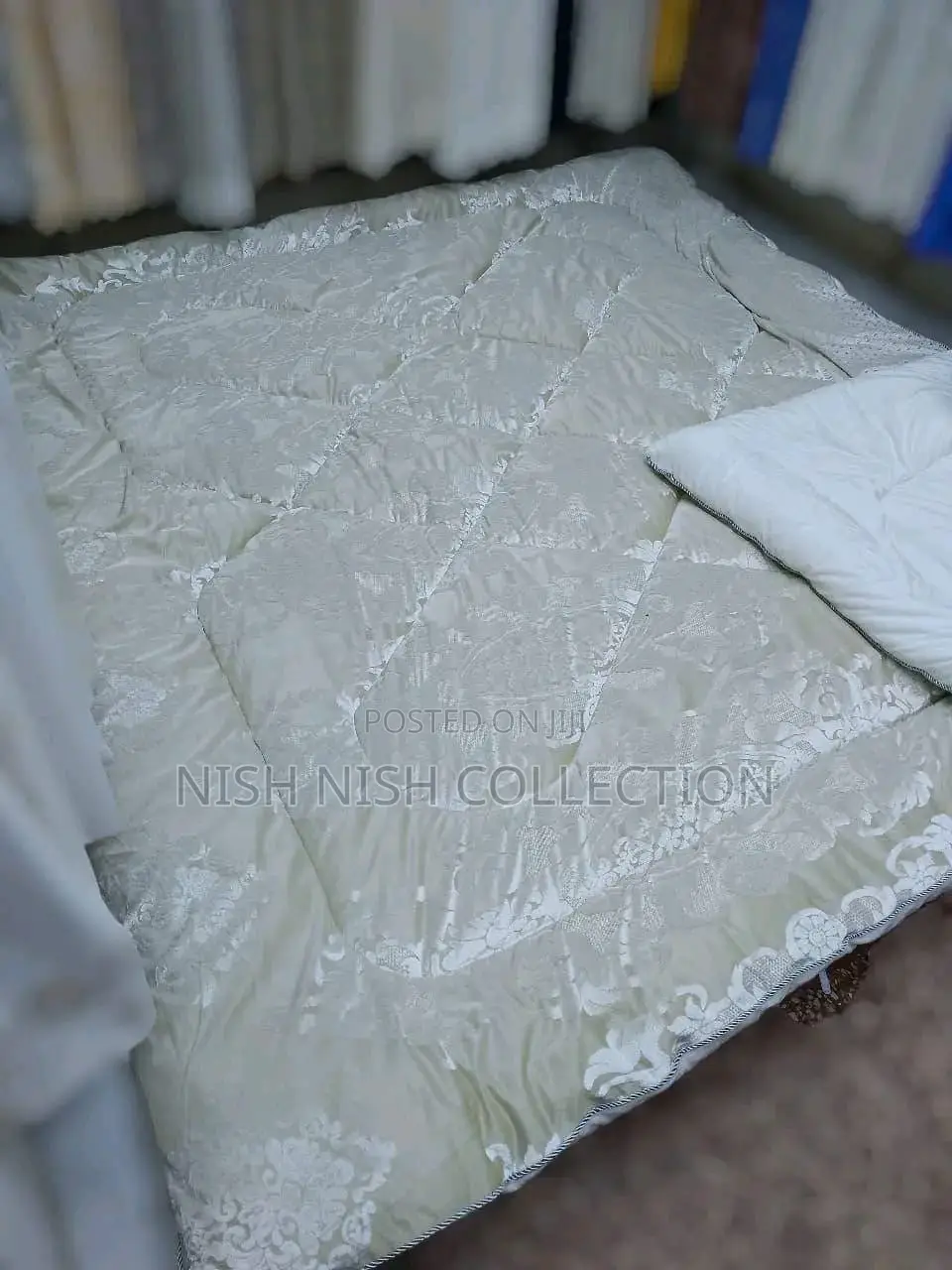 * (6pc)High Quality Heavy Silk Warm Duvet