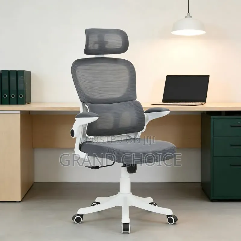 Durable Office Chair With White Starbase