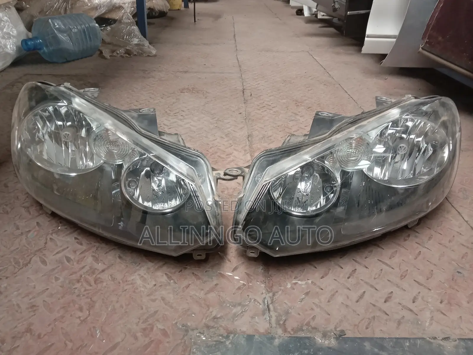 Volkswagen Golf Headlights