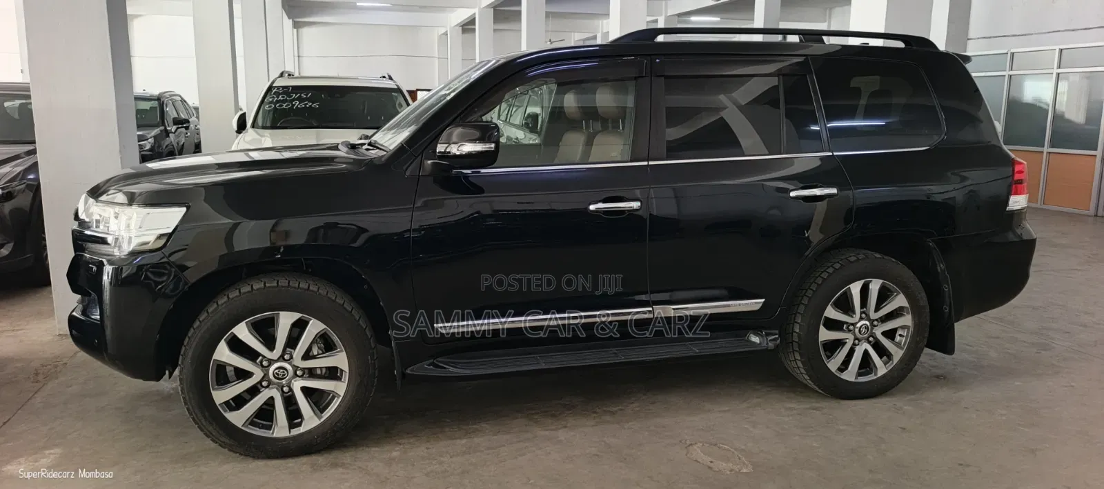 Toyota Land Cruiser 2022 Black