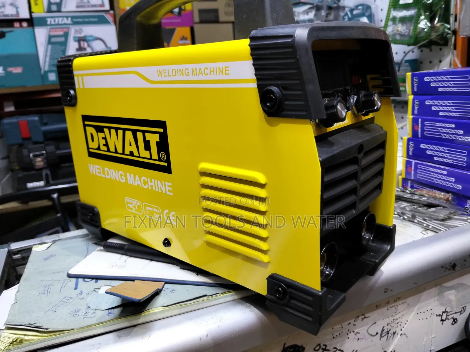 High Power Dewalt Arc Welding Machine 500 Amps With Free Welding Rods