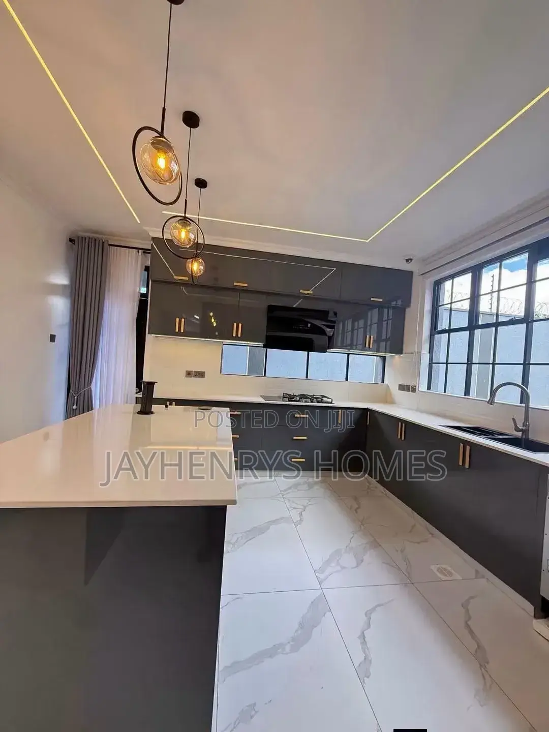 5bdrm House in Kimbo for sale
