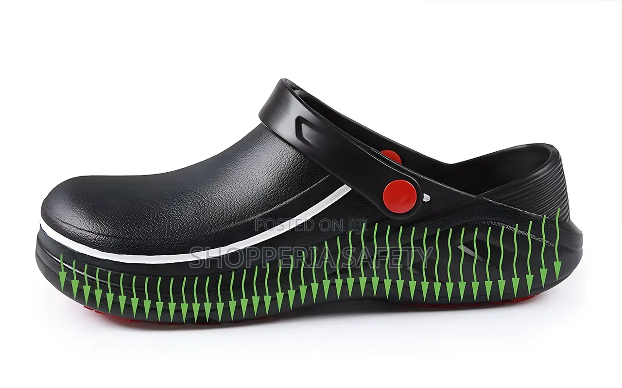 Restaurant Crocs