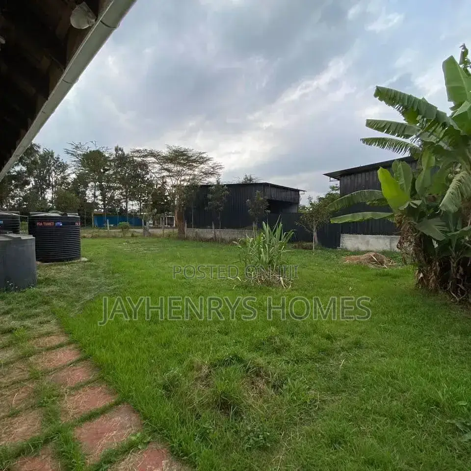 5bdrm House in Roysambu for rent