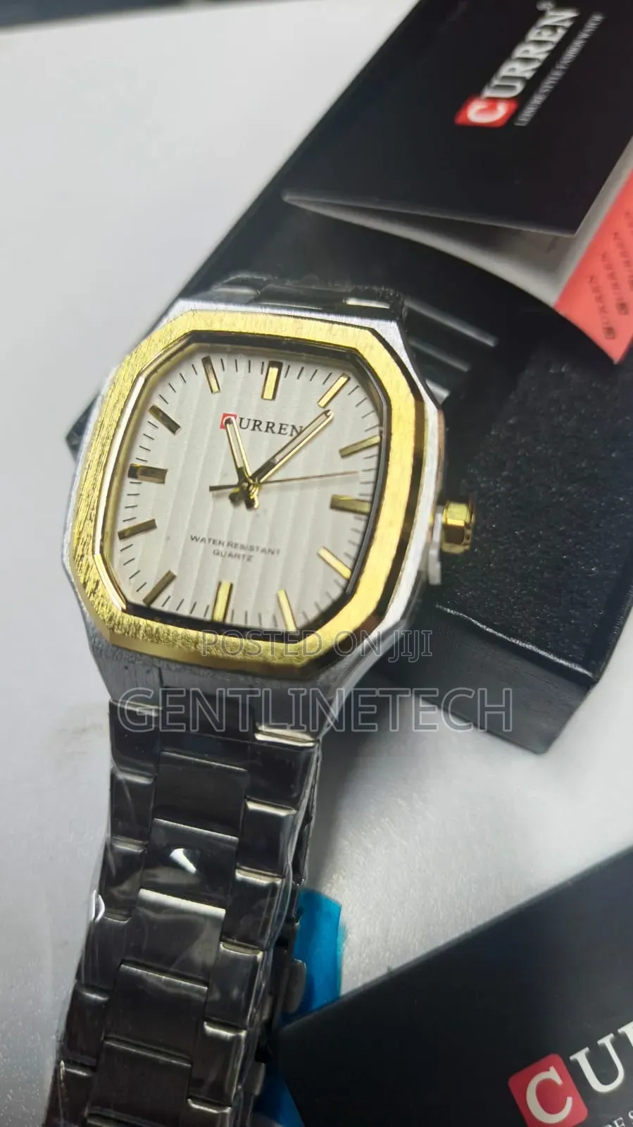 Curren M8458 Silver Men's Watch – Luxury Stainless Steel Timepiece