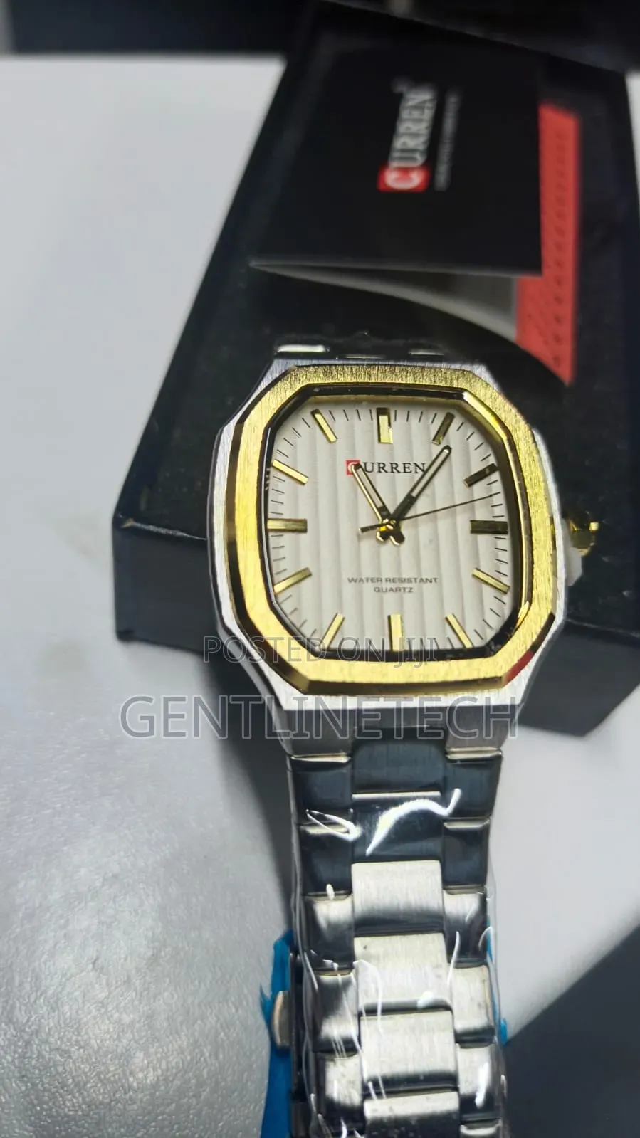 Curren M8458 Silver Men's Watch – Luxury Stainless Steel Timepiece