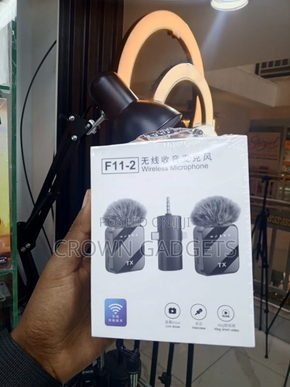 F11-2 Dual Wireless Lavalier Mic With 3 in 1 Receiver