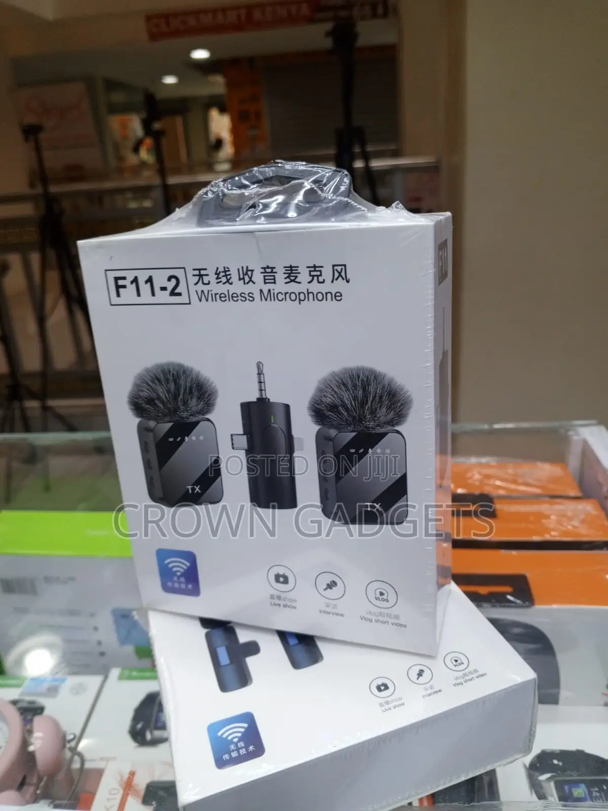 F11-2 Wireless Microphone With Type-C Lightning 3.5mm