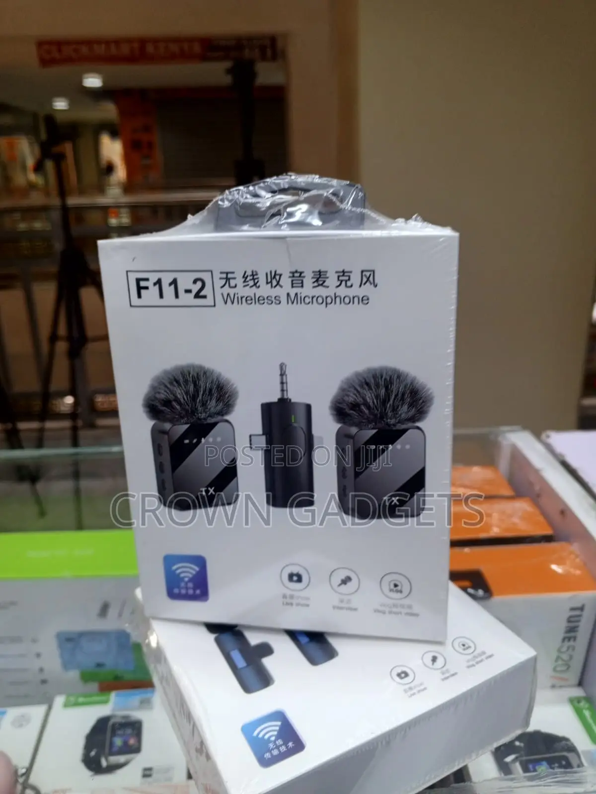 F11-2 Wireless Microphone With Type-C Lightning 3.5mm