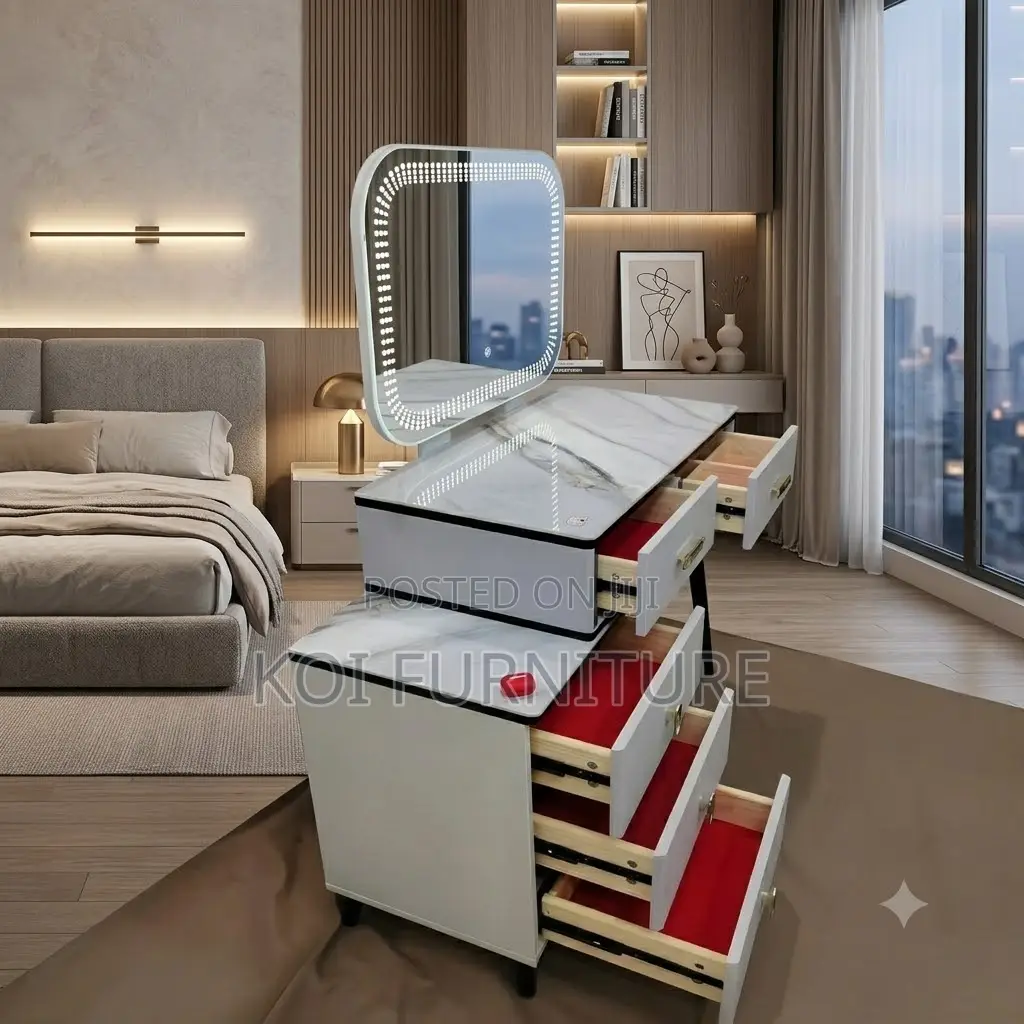 Dressers; Classic Bedroom Elegant Dressing Vanity Table