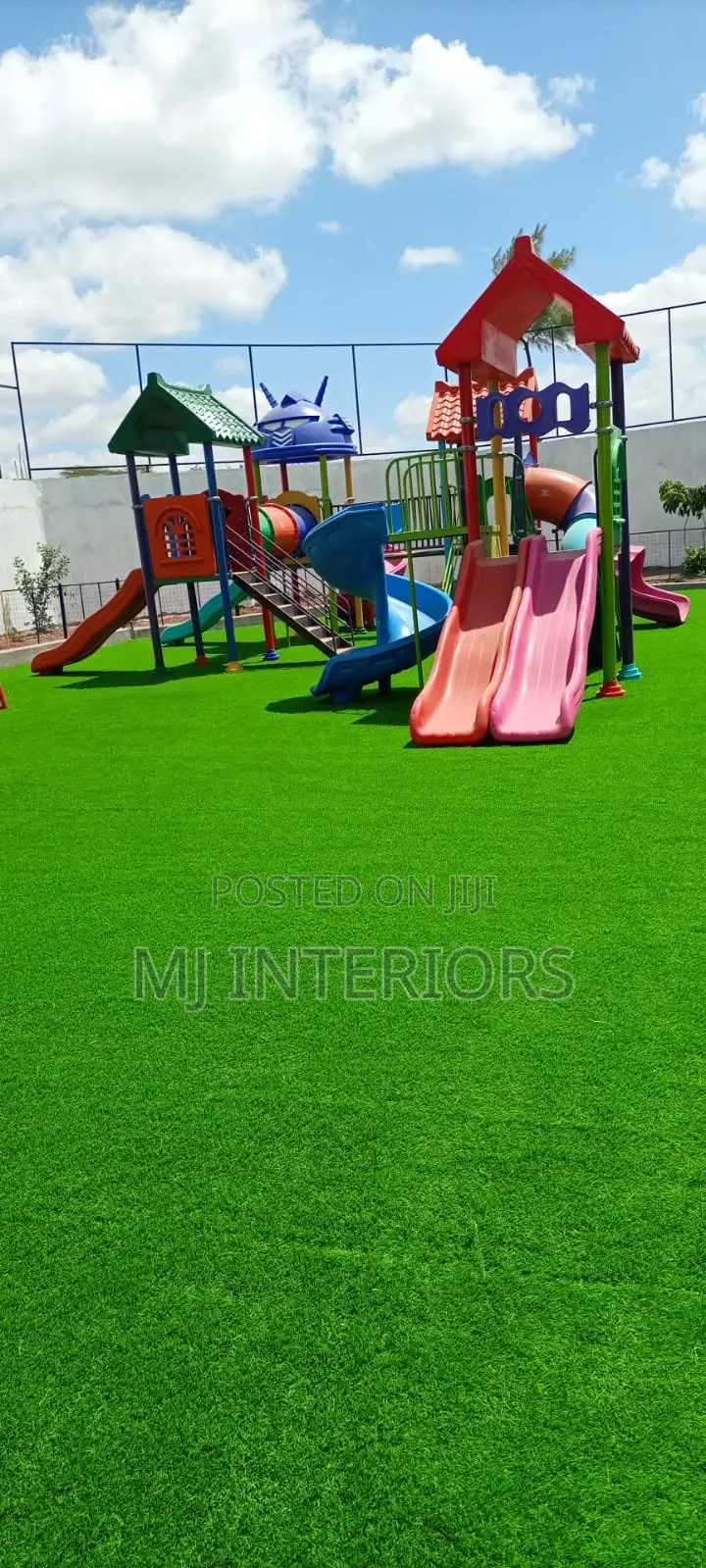 Premium Artificial Turf for Patios and Garden Walkways
