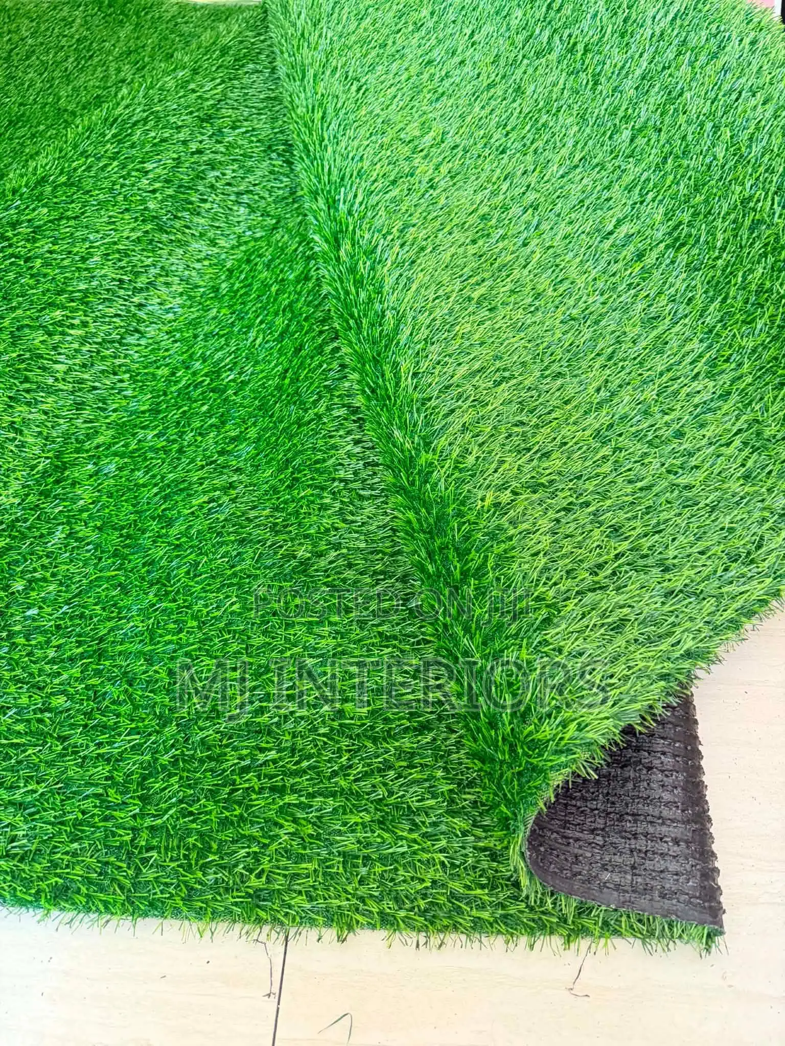 Artificial Turf Flooring for Stylish Outdoor Comfort