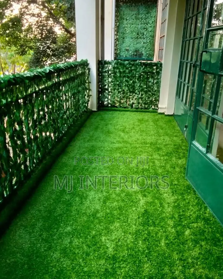 Synthetic Turf Grass for Garden and Balcony Flooring