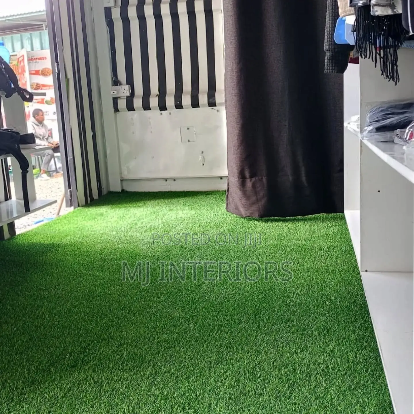 Artificial Grass Flooring for Luxury Outdoor Makeovers