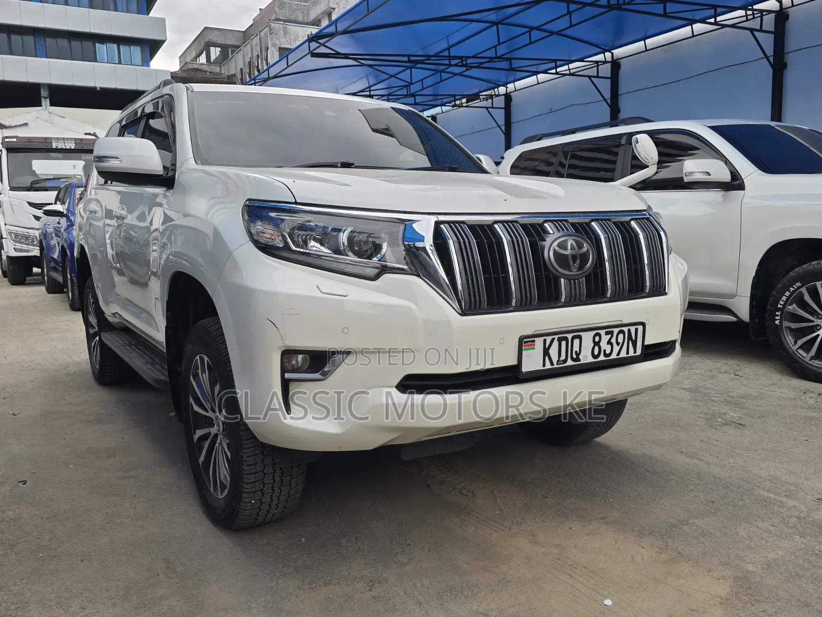 Toyota Land Cruiser Prado 2018 White