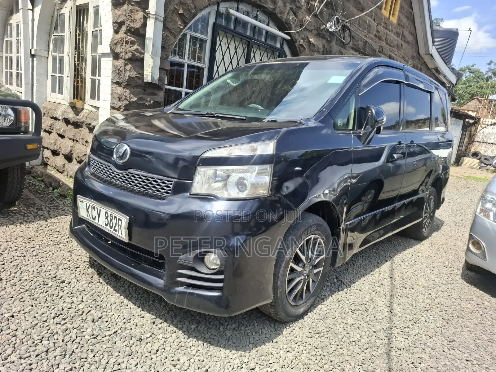 Toyota Voxy 2013 Matt Black