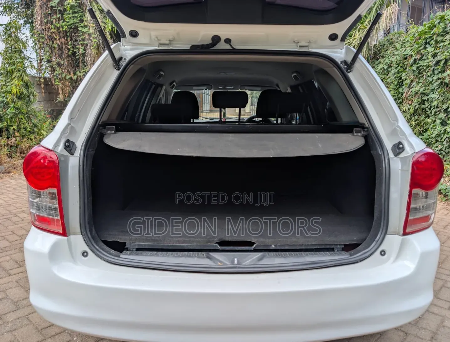 Toyota Corolla Fielder 2009 White