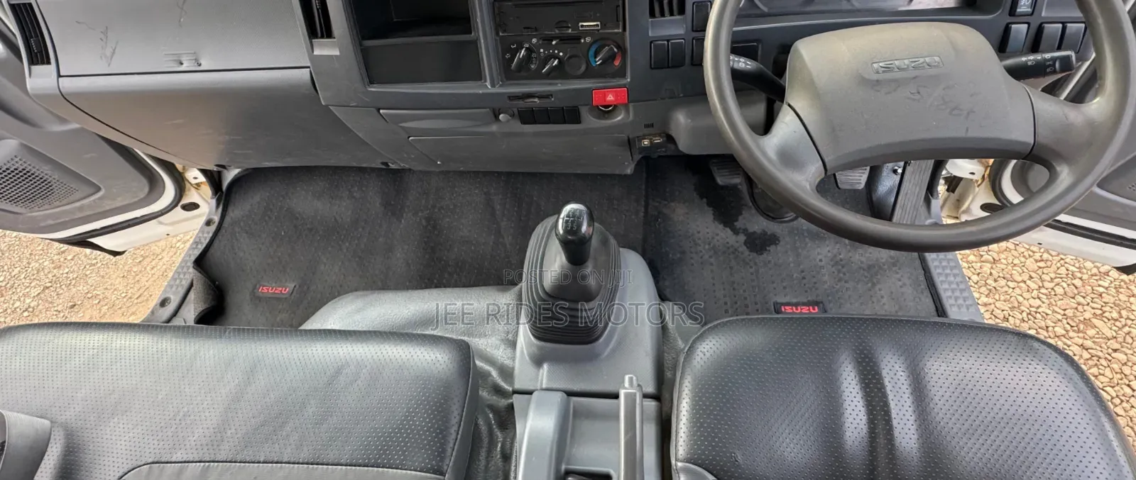 Isuzu NQR Local 2023