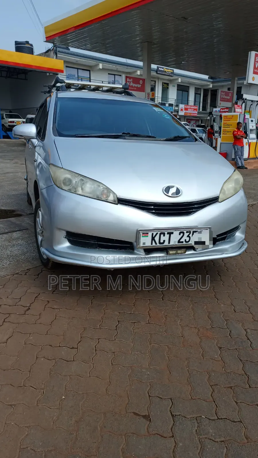 Toyota Wish 2012 Silver