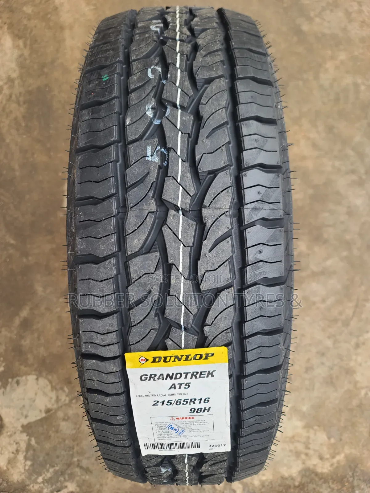 215 /65 R16 Dunlop Tyres 98h Grandtrek a/T5 All-Terrain