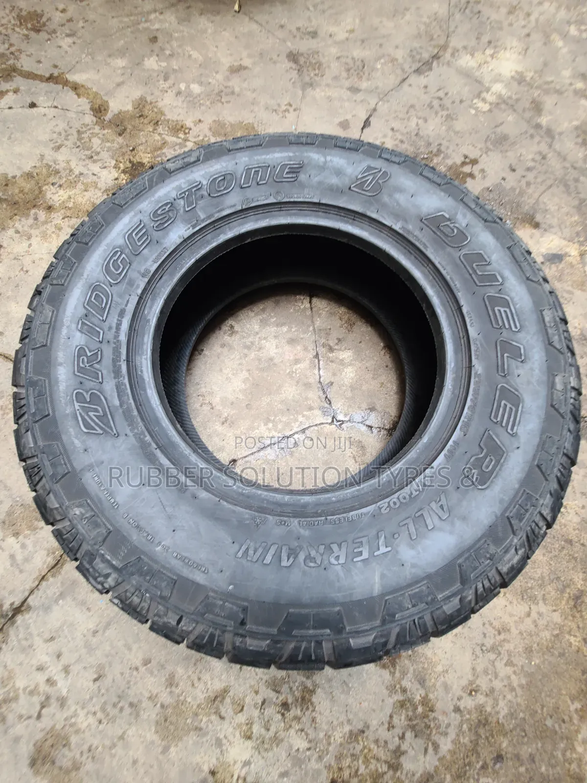 255 /70 R16 Bridgestone Tyres Dueler a/T-002 All-Terrain