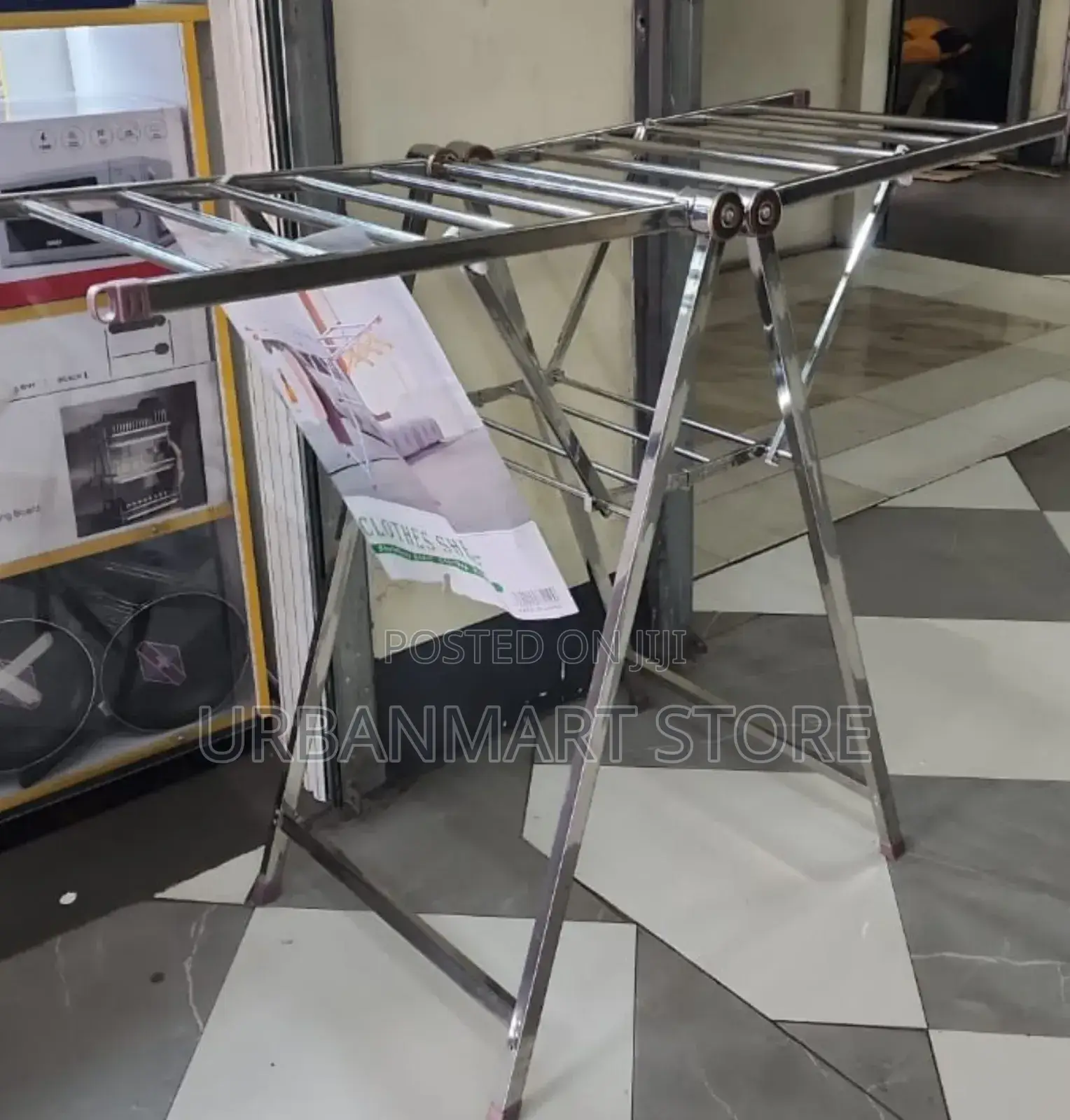 Strong Metallic Clothes Drying Hanger Rack