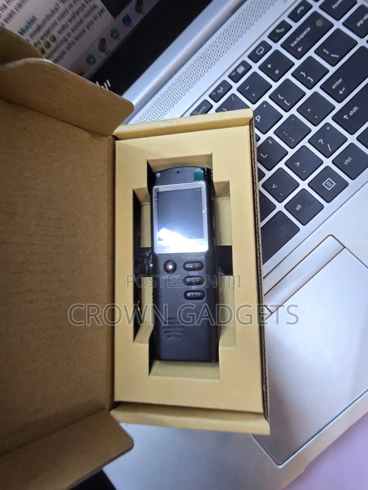 Compact Voice Recorder 8gb With Usb Data Transfer