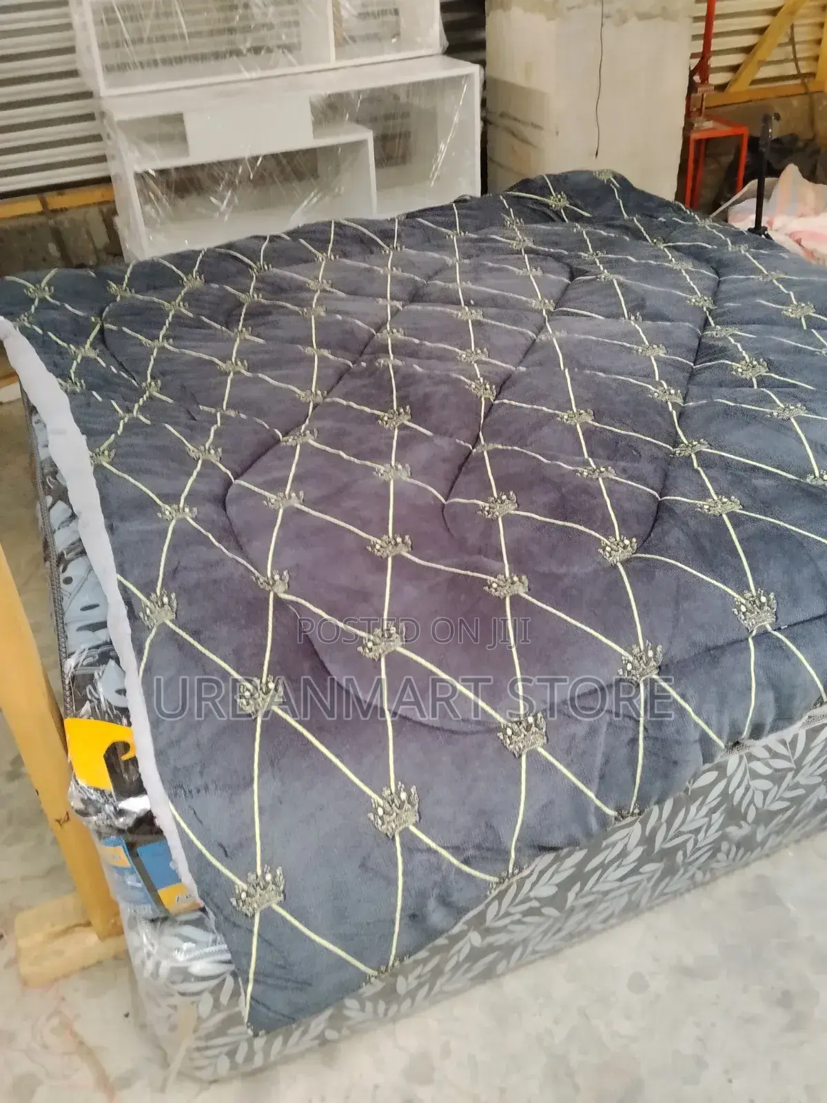Classic Woolen Duvet for Home 5 by 6, 6 by 6